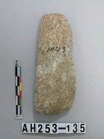 藏品(打製石斧)的圖片